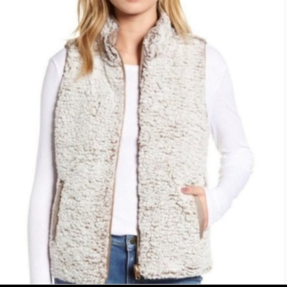 Thread and Supply Teaddy Bear Faux Fur Sherpa Vest Full Zip Cream Tan Size Large